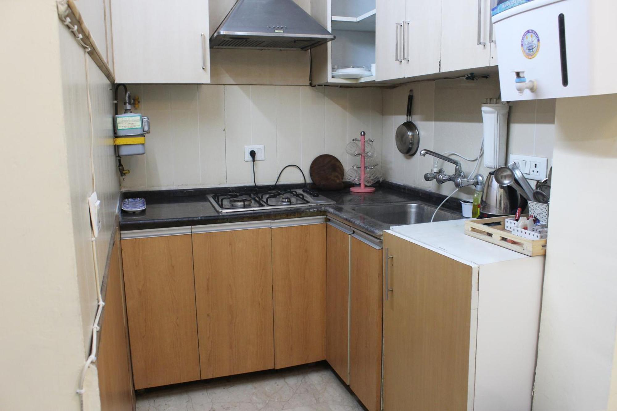 Modern Jacuzzi Hot Tub 1bhk South Delhi 3 Apartment
